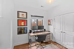 623 E 10th St, Charlotte, NC 28202 - Photo 15