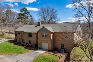 53 Dewees Dr, Sylva, NC 28779 - Photo 17