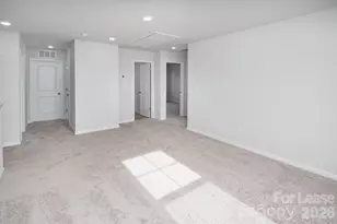 1014 Hanover Crossing Divide, Charlotte, NC 28215 - Photo 23