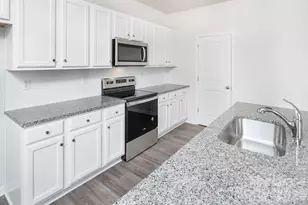 1014 Hanover Crossing Divide, Charlotte, NC 28215 - Photo 11