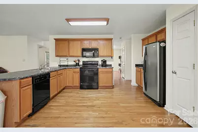 1010 James Street, Charlotte, NC 28216 - Photo 15