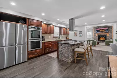 603 W Wilson Avenue, Mooresville, NC 28115 - Photo 5