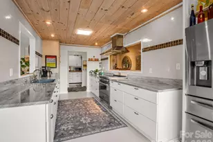 200 Piney Mountain Rd, Tryon, NC 28782 - Photo 15