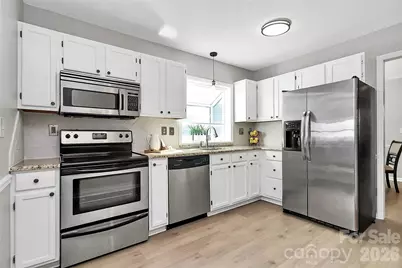 8233 Tradd Court, Charlotte, NC 28210 - Photo 7