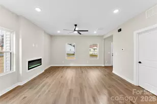 906 Brunett St, Gastonia, NC 28052 - Photo 13