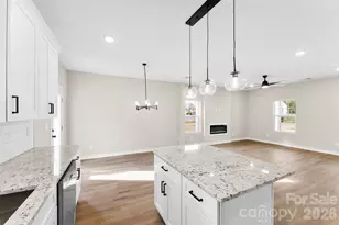 906 Brunett St, Gastonia, NC 28052 - Photo 5