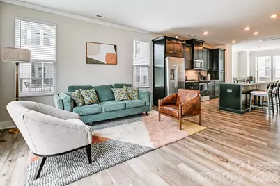 3015 Jolene Court, Charlotte, NC 28206 - Photo 3