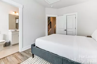 3015 Jolene Court, Charlotte, NC 28206 - Photo 15