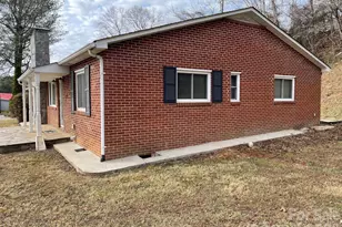 119 Hankins Rd, Marion, NC 28752 - Photo 3