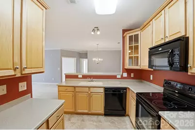 16608 Amberside Road E, Cornelius, NC 28031 - Photo 11