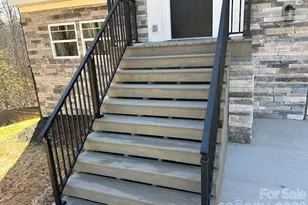 420 Scarlett Oak Ct NE, Lenoir, NC 28645 - Photo 5