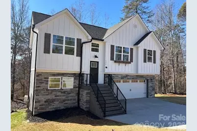 420 Scarlett Oak Court NE, Lenoir, NC 28645 - Photo 1