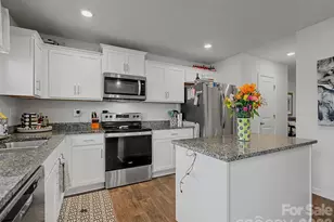 1718 Gaston Mountain Dr, Dallas, NC 28034 - Photo 15