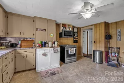 1068 Laurel Branch Road, Vilas, NC 28692 - Photo 7