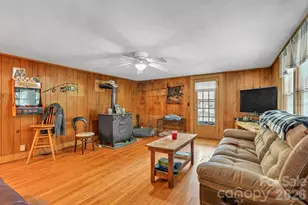 1068 Laurel Branch Rd, Vilas, NC 28692 - Photo 3