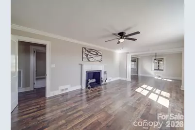 2228 W Market Street, Cheraw, SC 29520 - Photo 5