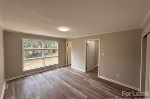 2745 Dogwood Ave, Charlotte, NC 28206 - Photo 9