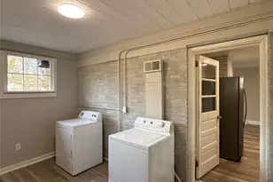 2745 Dogwood Ave, Charlotte, NC 28206 - Photo 17