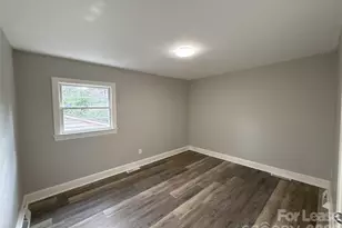 2745 Dogwood Ave, Charlotte, NC 28206 - Photo 13