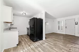 430 Queens Rd, Charlotte, NC 28207 - Photo 9