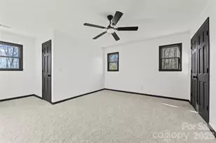 8 Indian Ridge Rd, Asheville, NC 28803 - Photo 29