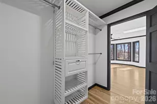 8 Indian Ridge Rd, Asheville, NC 28803 - Photo 27