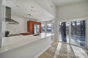 498 Glory Ct, Fort Mill, SC 29715 - Photo 7