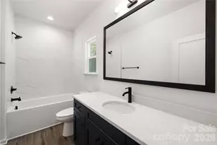 8425 Old Plank Rd, Charlotte, NC 28216 - Photo 15