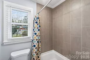 7026 Streamside Dr, Charlotte, NC 28212 - Photo 33