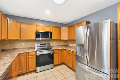 7026 Streamside Drive, Charlotte, NC 28212 - Photo 19