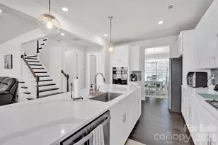 309 W Waterlynn Rd, Mooresville, NC 28117 - Photo 9