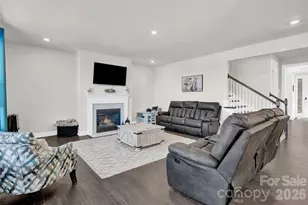 309 W Waterlynn Rd, Mooresville, NC 28117 - Photo 13