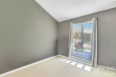 8073 Charter Oak Lane, Charlotte, NC 28226 - Photo 13