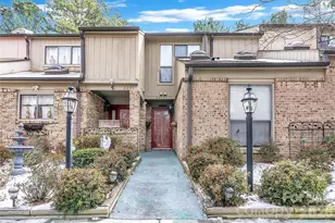 8073 Charter Oak Ln, Charlotte, NC 28226 - Photo 1