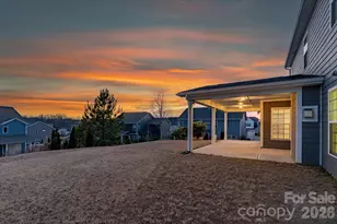 2277 Idol Rock Dr, Fort Mill, SC 29707 - Photo 3