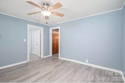 2825 E Long Avenue, Gastonia, NC 28054 - Photo 21