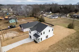 1816 E Greenbriar Rd, Statesville, NC 28625 - Photo 25