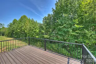 126 Meadow Glen Dr, Troutman, NC 28166 - Photo 11