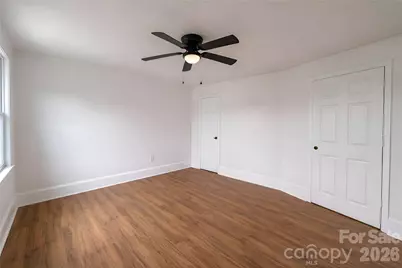 105 E Hartford Avenue, Bessemer City, NC 28016 - Photo 5