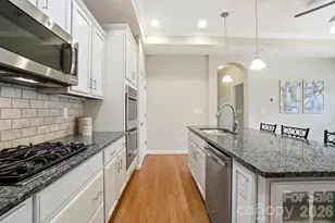 5028 Polo Gate Boulevard, Charlotte, NC 28216 - Photo 21