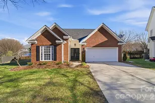 1004 Mortlock Ct, Indian Trail, NC 28079 - Photo 3