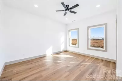 2115 24th Street Lane SE, Hickory, NC 28602 - Photo 31