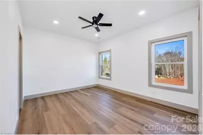 2115 24th Street Lane SE, Hickory, NC 28602 - Photo 25