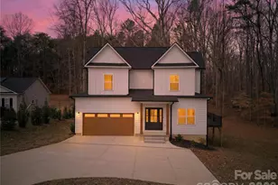 140 Meadowfall Ln, Troutman, NC 28166 - Photo 1