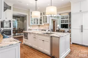 402 Vanderbilt Rd, Asheville, NC 28803 - Photo 17