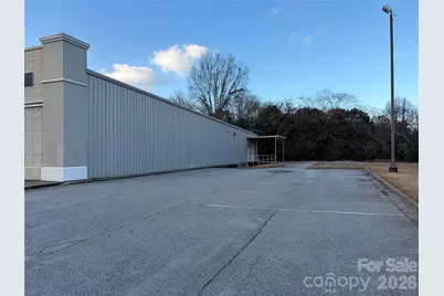 310 Hartsville Crossing Boulevard, Hartsville, SC 29550 - Photo 7