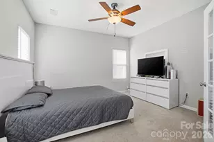 7344 Maitland Ln, Charlotte, NC 28215 - Photo 17