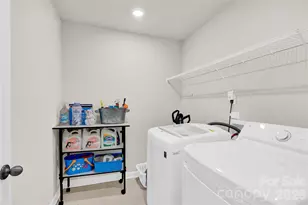 1221 Colgher St, Charlotte, NC 28227 - Photo 15