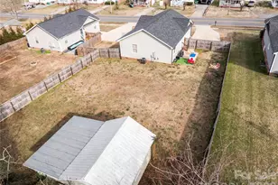 316 E Alabama Ave, Bessemer City, NC 28016 - Photo 25