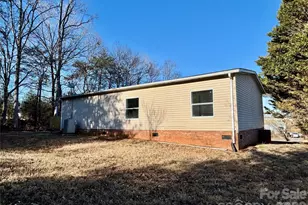 3938 Berry Creek Cir, Granite Falls, NC 28630 - Photo 21